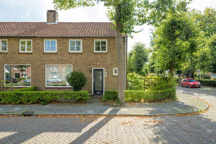 Foto 7 van Bladerstraat 18