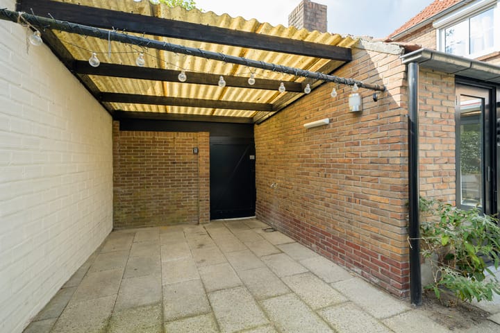 Foto 28 van Bladerstraat 18