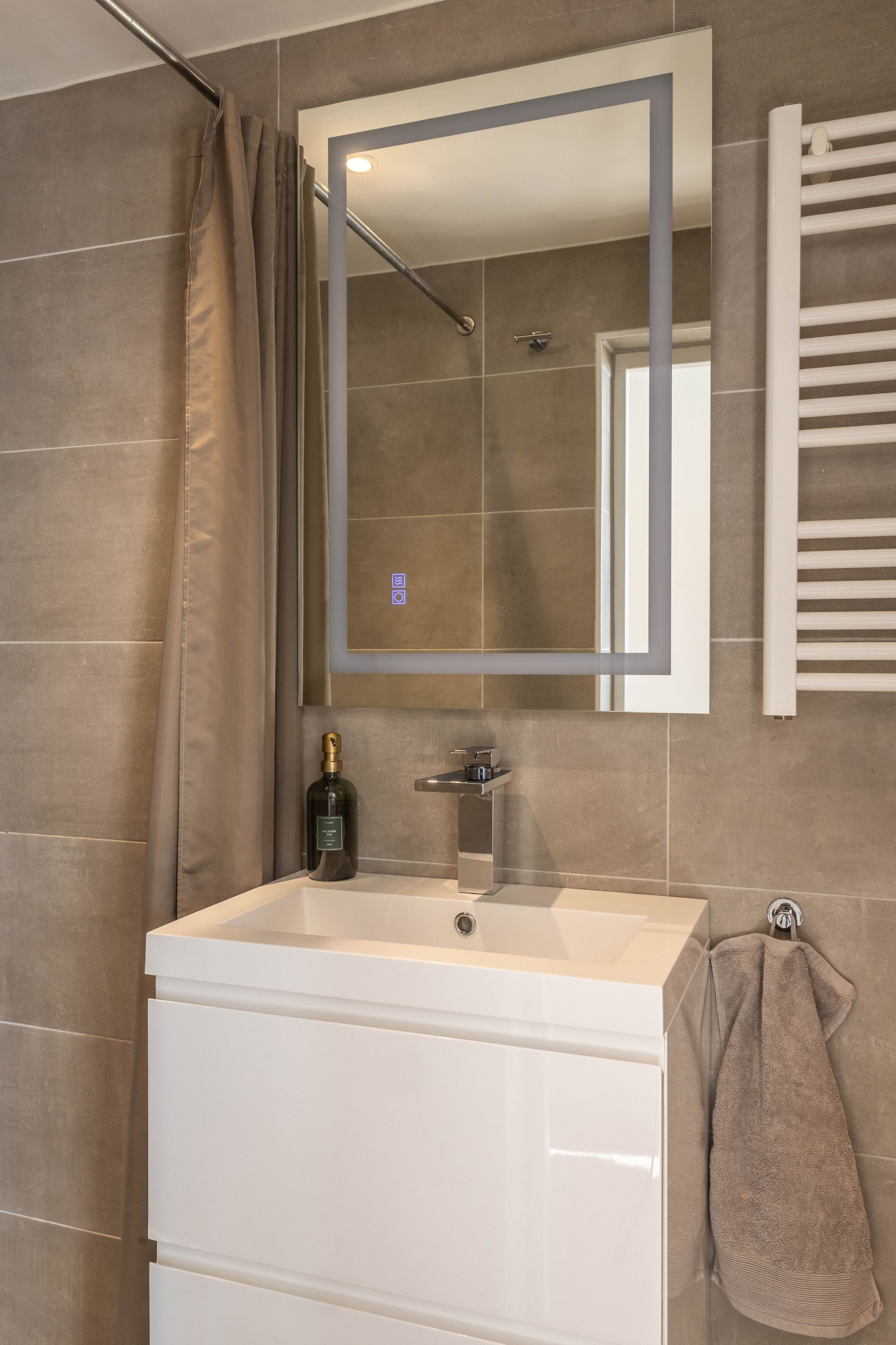 Foto 18 van Buiten Kadijken 59