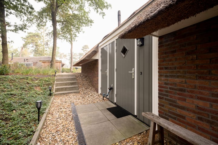 Photo 5 of Hoorneweg 17-B17