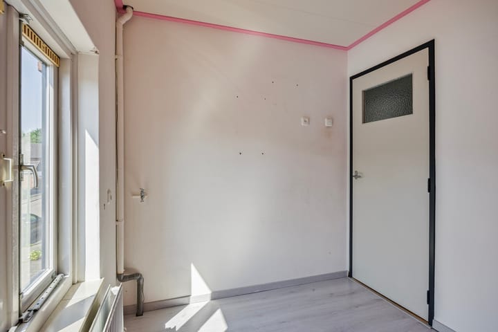 Photo 20 of Scherpakkerstraat 6