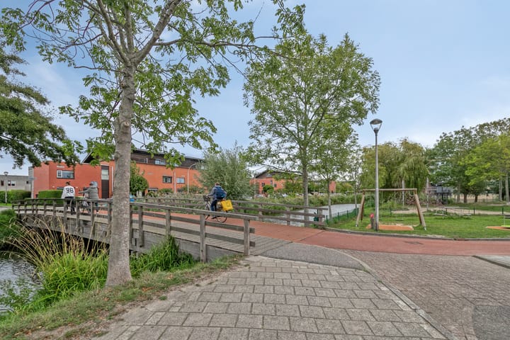 Photo 4 of Gouden Rijderplein 70