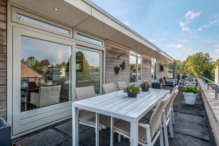 Foto 2 van Lijsterbesstraat 72