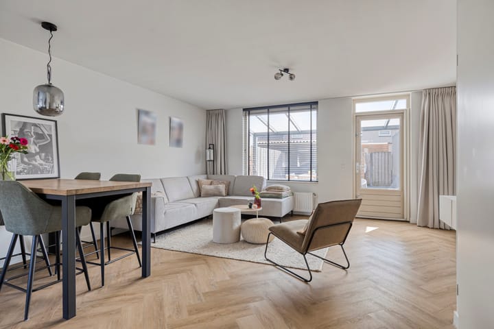 Foto 2 van Bieslook 23