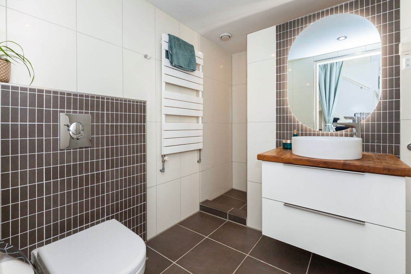 Photo 4 of Oranjelaan 27