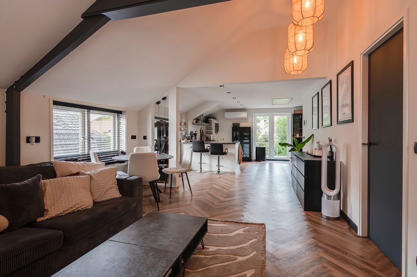 Foto 20 van Traaij 195-A