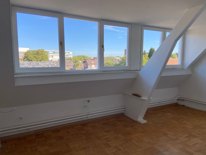 Photo 10 of Maaspoort 11-A