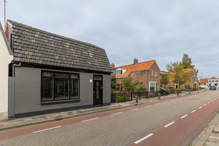 Photo 3 of Broekerhavenweg 22