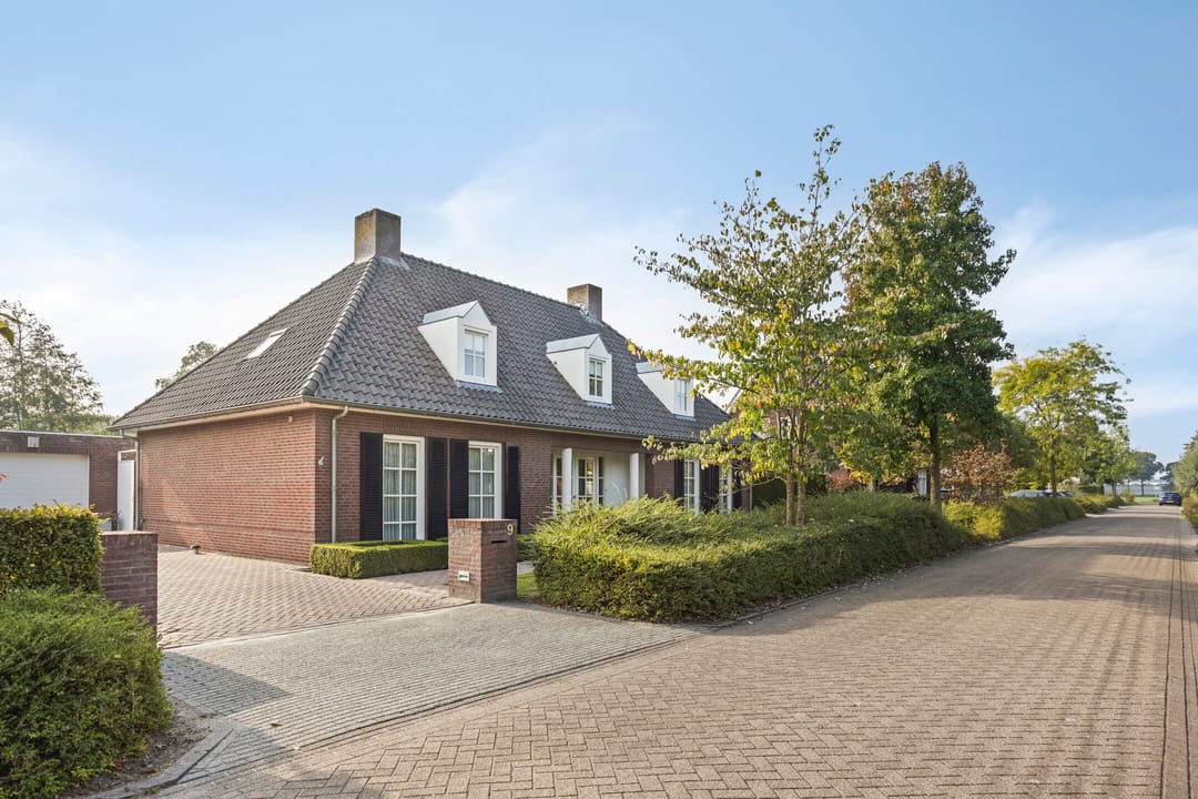 Photo 8 of de Geelgors 9