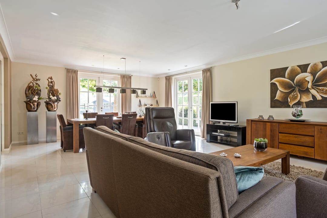 Photo 16 of de Geelgors 9