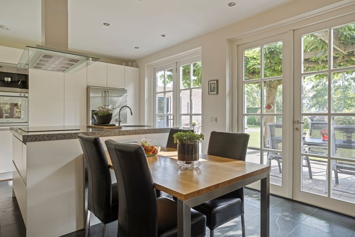 Photo 24 of de Geelgors 9