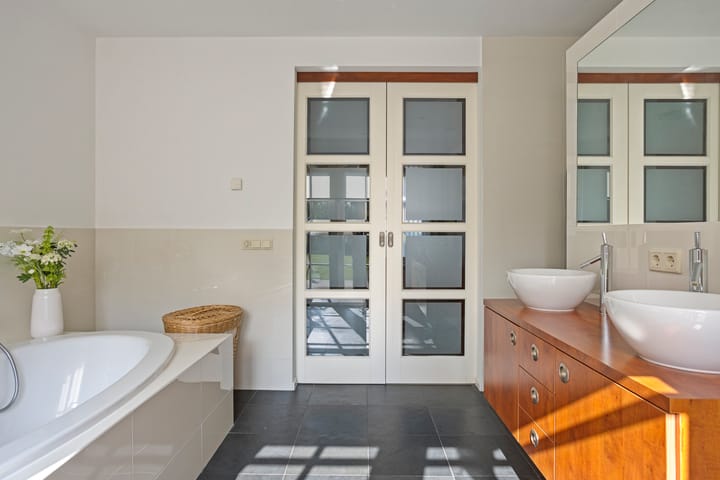 Photo 34 of de Geelgors 9