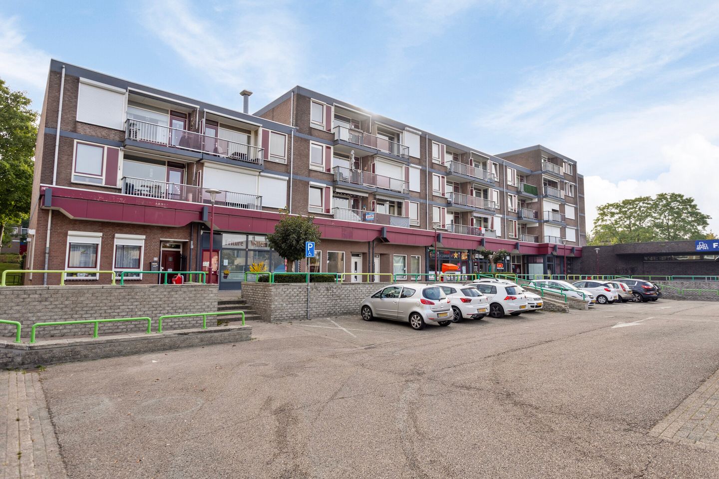 Photo 1 of Zeswegenlaan 295