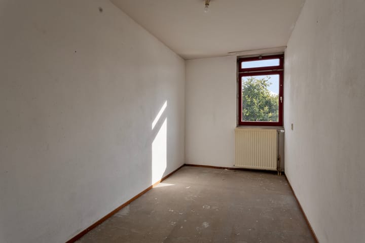 Photo 13 of Zeswegenlaan 295