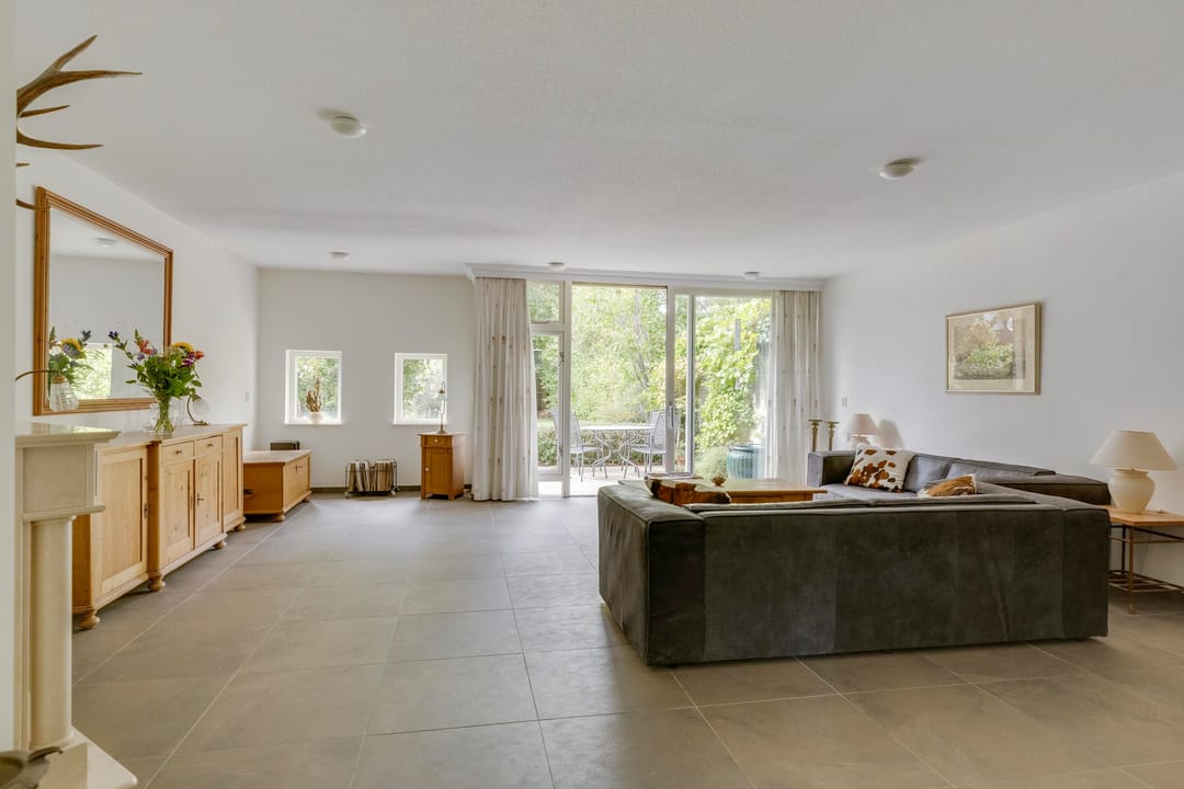 Photo 11 of Hendrik Veenemanstraat 23