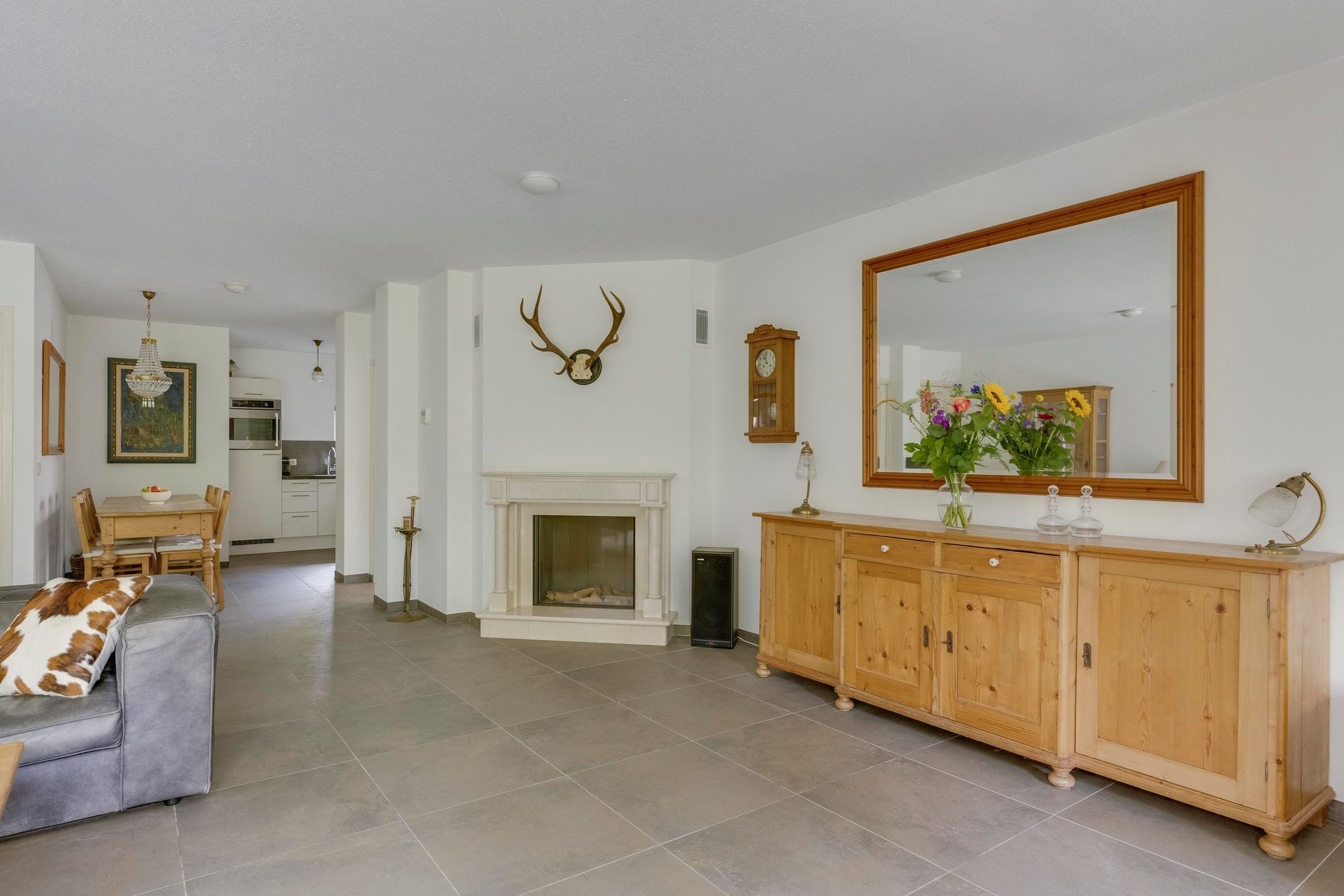 Photo 15 of Hendrik Veenemanstraat 23