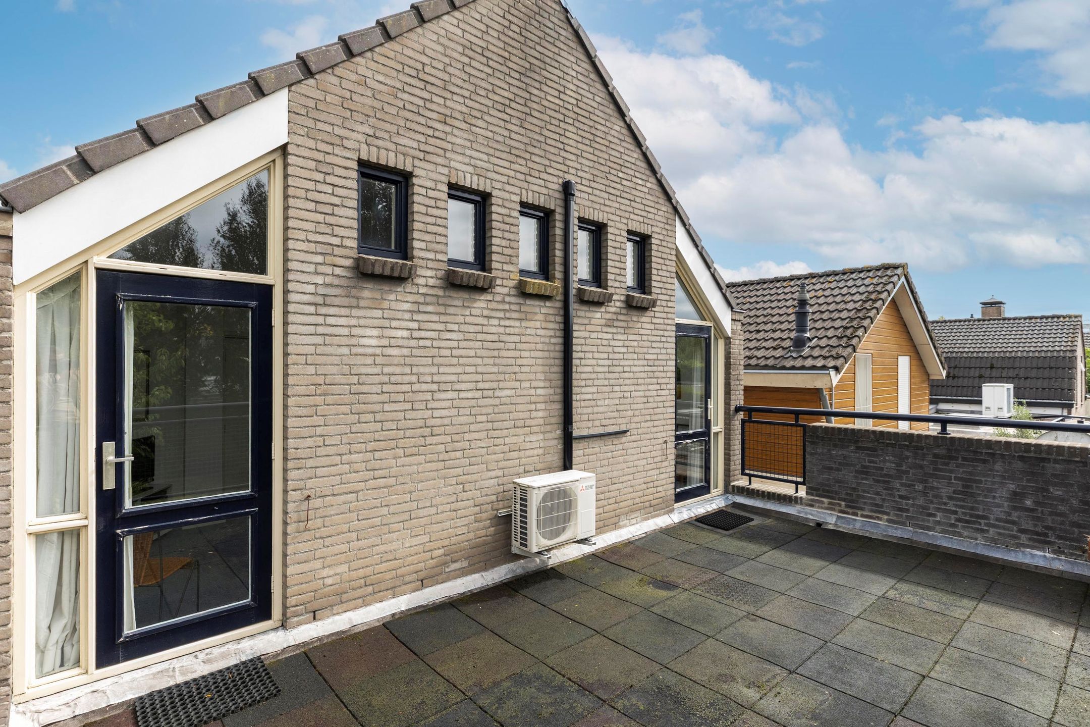 Photo 30 of Hendrik Veenemanstraat 23