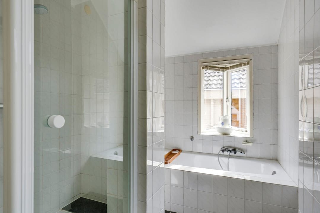 Photo 32 of Hendrik Veenemanstraat 23