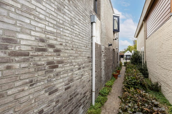 Foto 41 van Hendrik Veenemanstraat 23