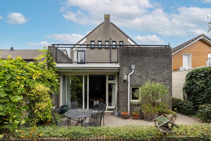 Foto 45 van Hendrik Veenemanstraat 23