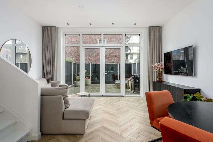 Foto 16 van Menelaosstraat 3