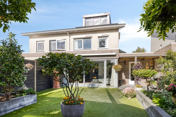 Foto 2 van Parkstee 8