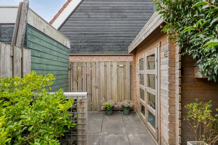 Photo 34 of Westfalenstraat 41