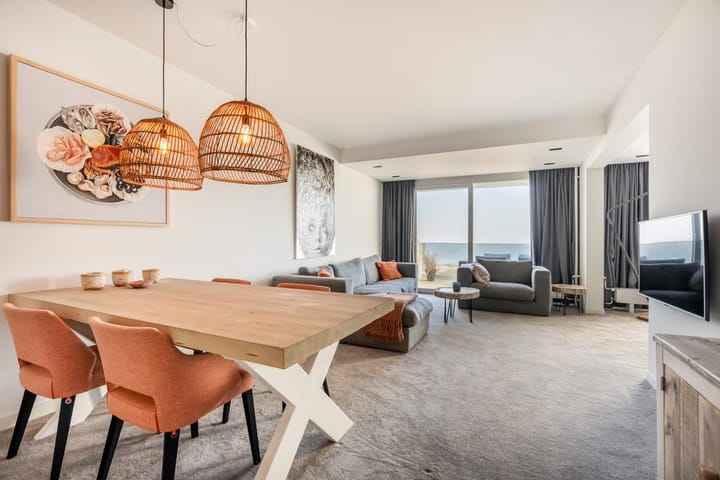 Photo 8 of Duinroos 15