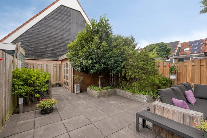 Photo 36 of Westfalenstraat 41