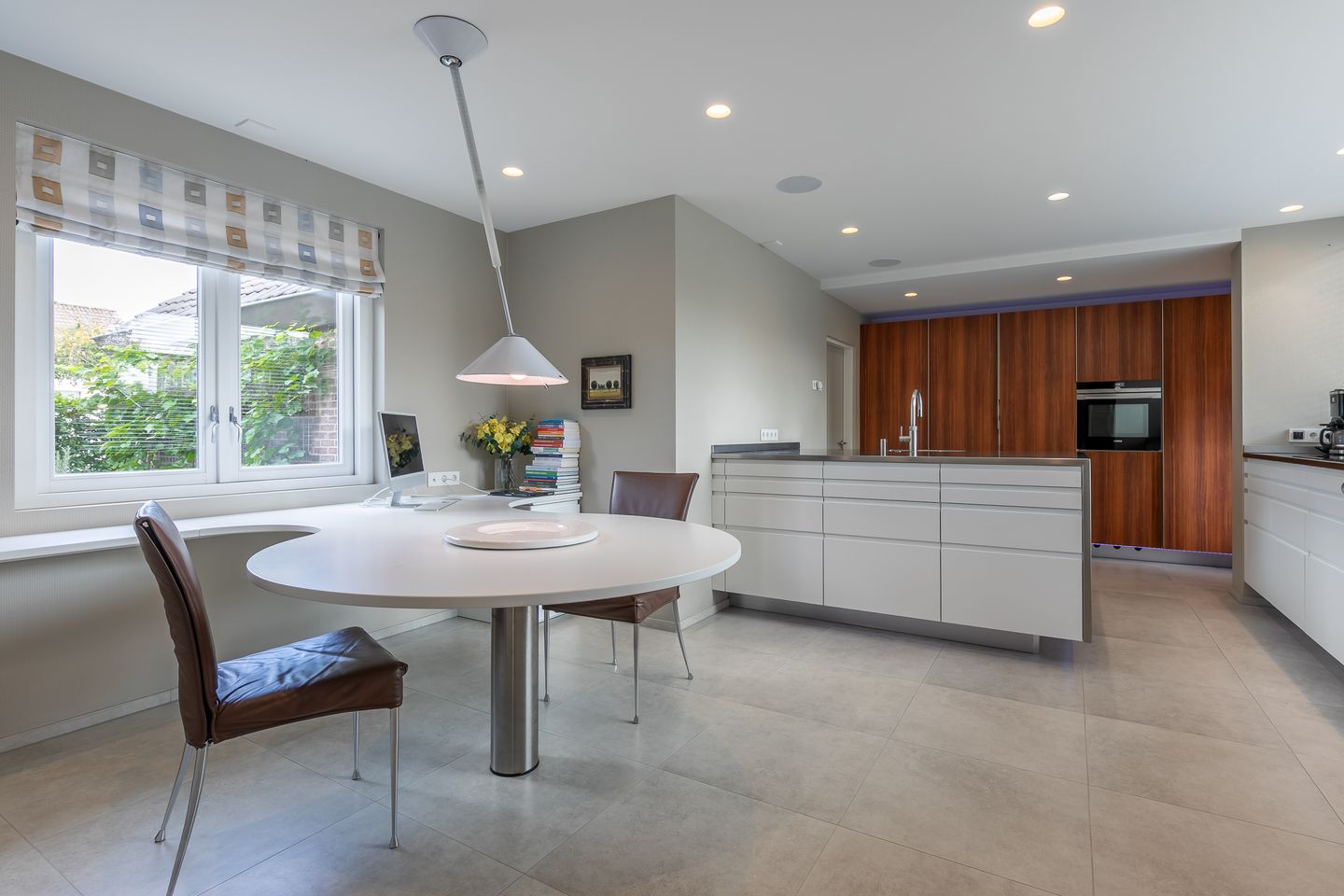 Foto 20 van Maarsbergseweg 10