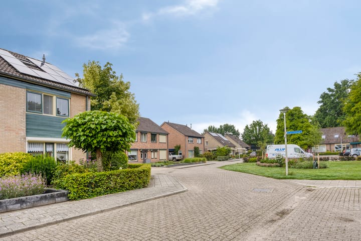 Photo 2 of Verzet 17