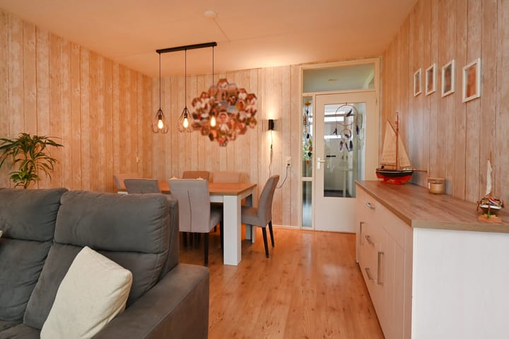 Foto 13 van Heiloostraat 89