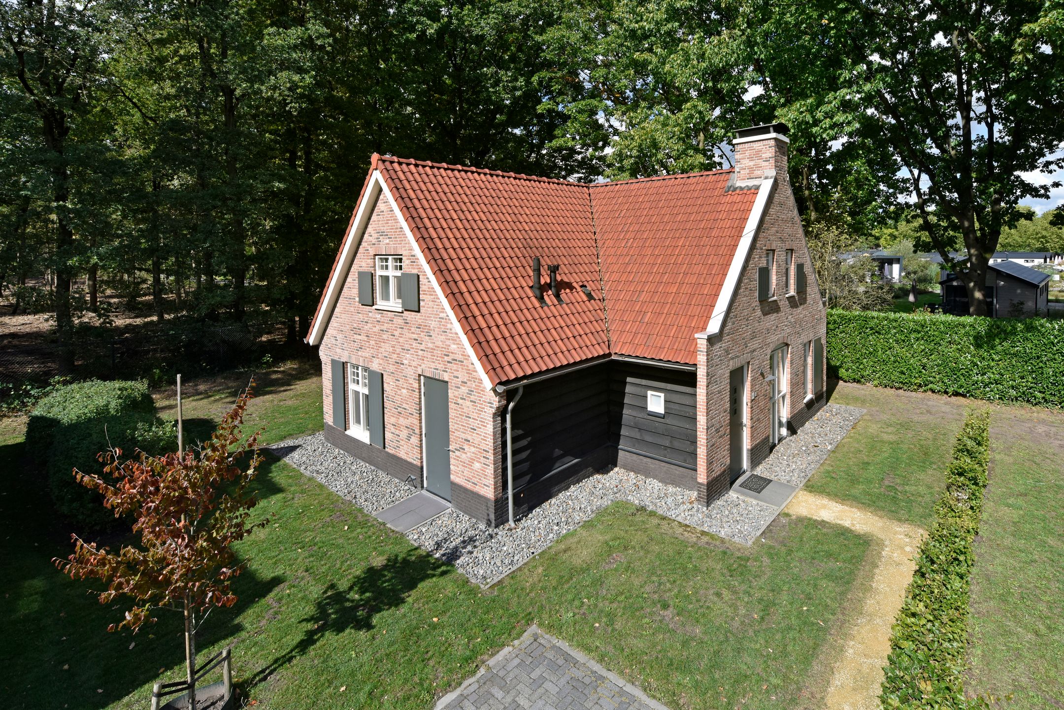 4-bedroom freehold villa in Kaatsheuvel — photo 2 of 5
