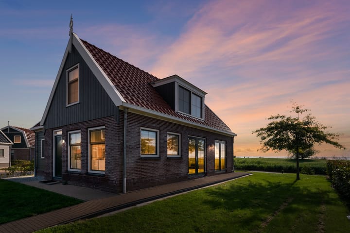 Photo 1 of Zeedijk 2-430