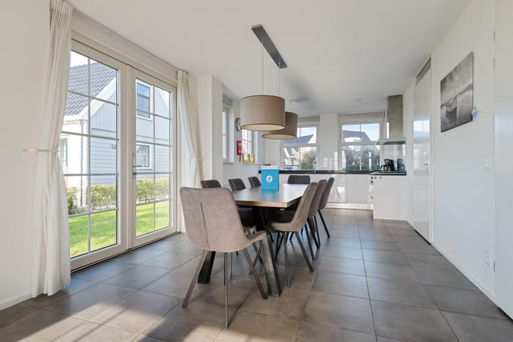 Photo 30 of Zeedijk 2-430