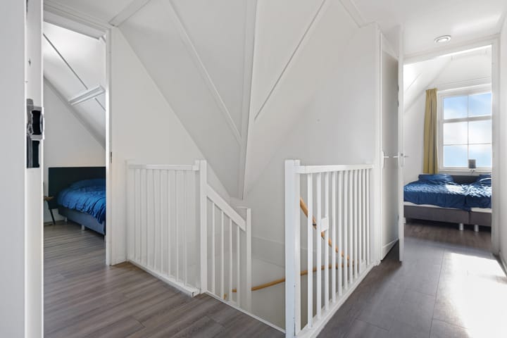 Photo 42 of Zeedijk 2-430