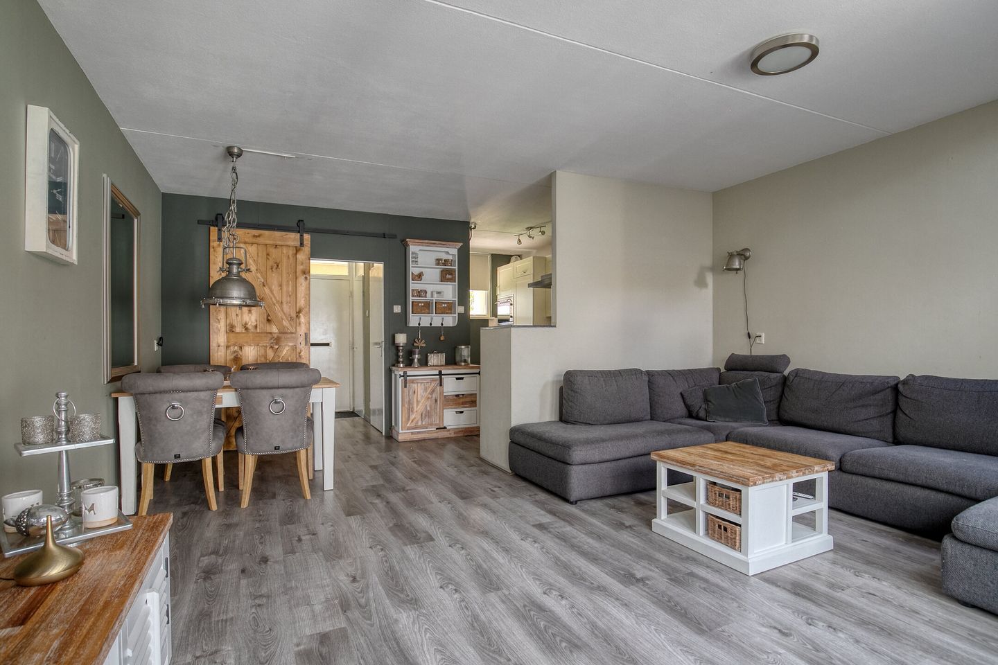 Foto 19 van Jupiter 82