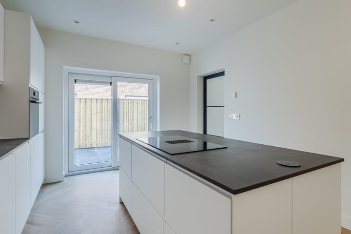 Foto 13 van Torenstraat 12