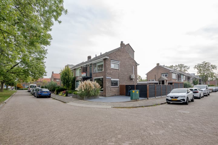 Foto 2 van Mr. Piersonstraat 7