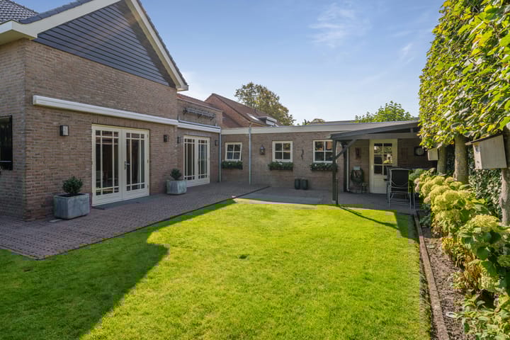 Foto 42 van Bovenstraat 38