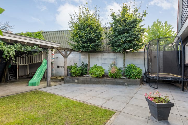 Foto 28 van Beatrixstraat 2