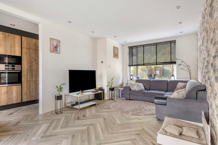 Foto 2 van Meidoornstraat 1