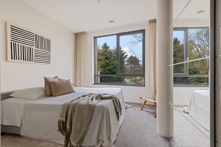 Photo 22 of Koninginneweg 17-A