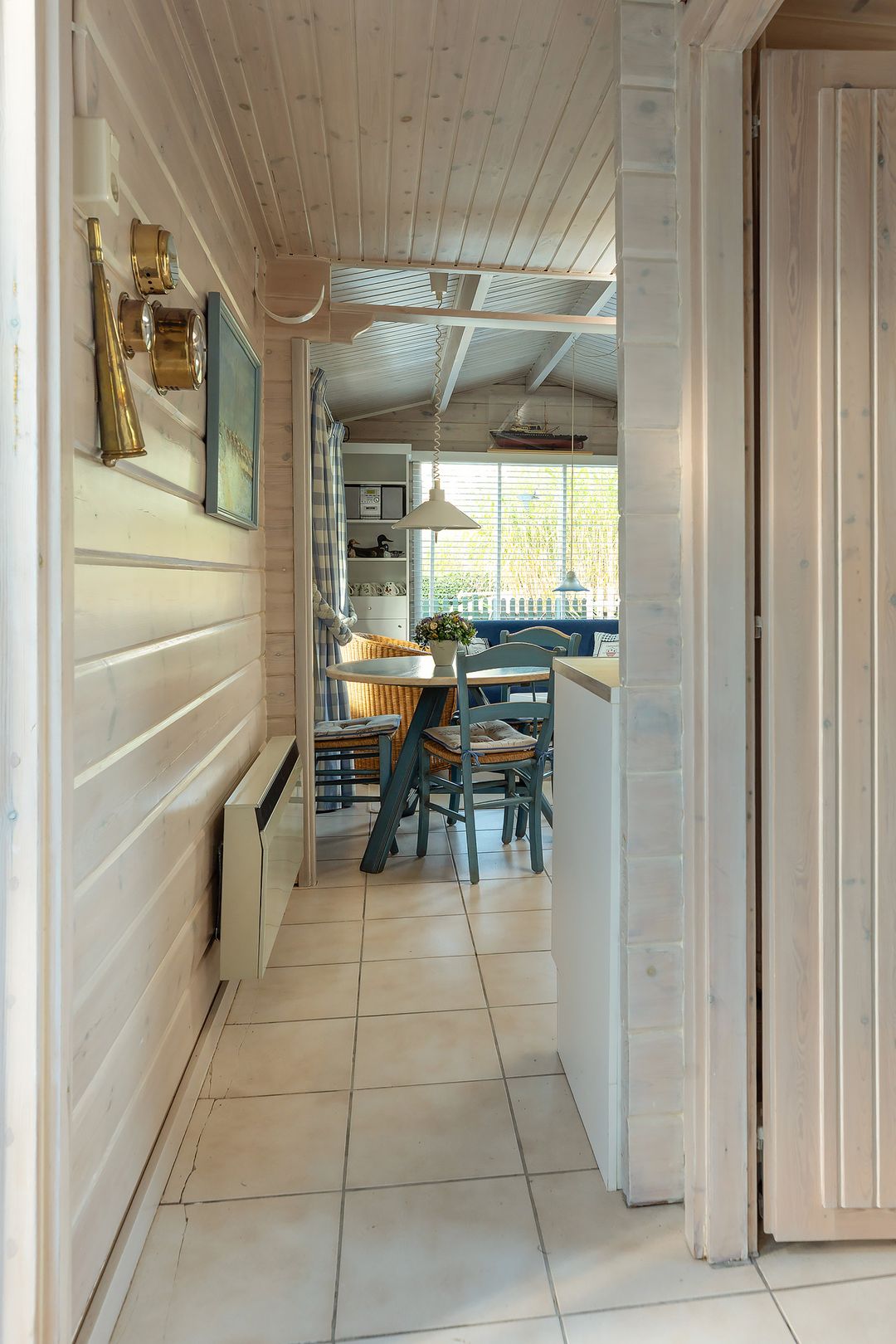 Foto 11 van Nieuw-Loosdrechtsedijk 212-C09