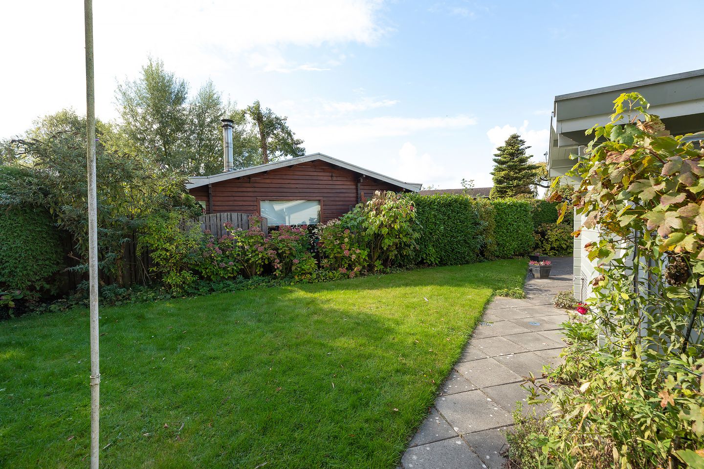 Foto 20 van Nieuw-Loosdrechtsedijk 212-C09