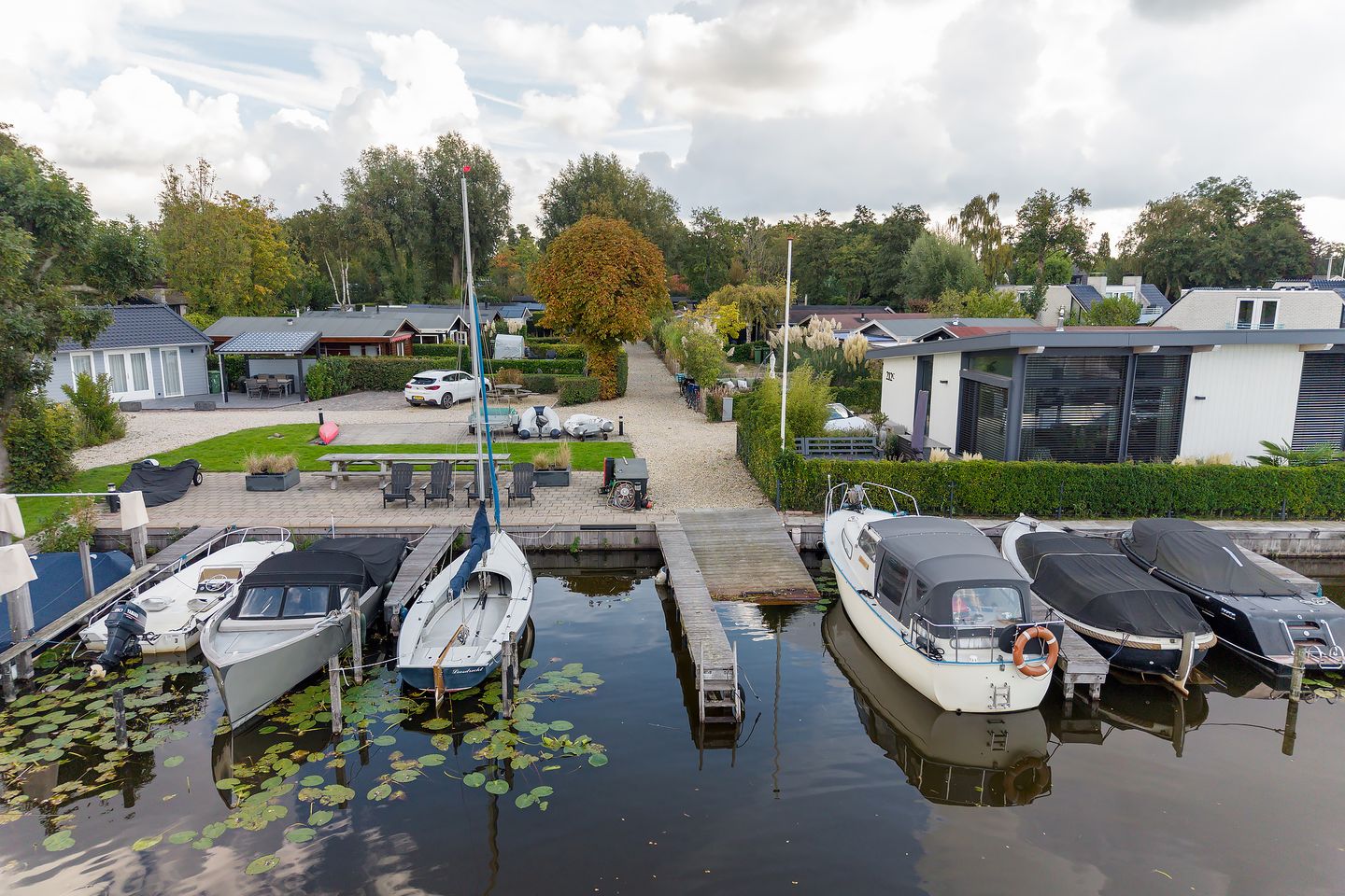 Foto 25 van Nieuw-Loosdrechtsedijk 212-C09