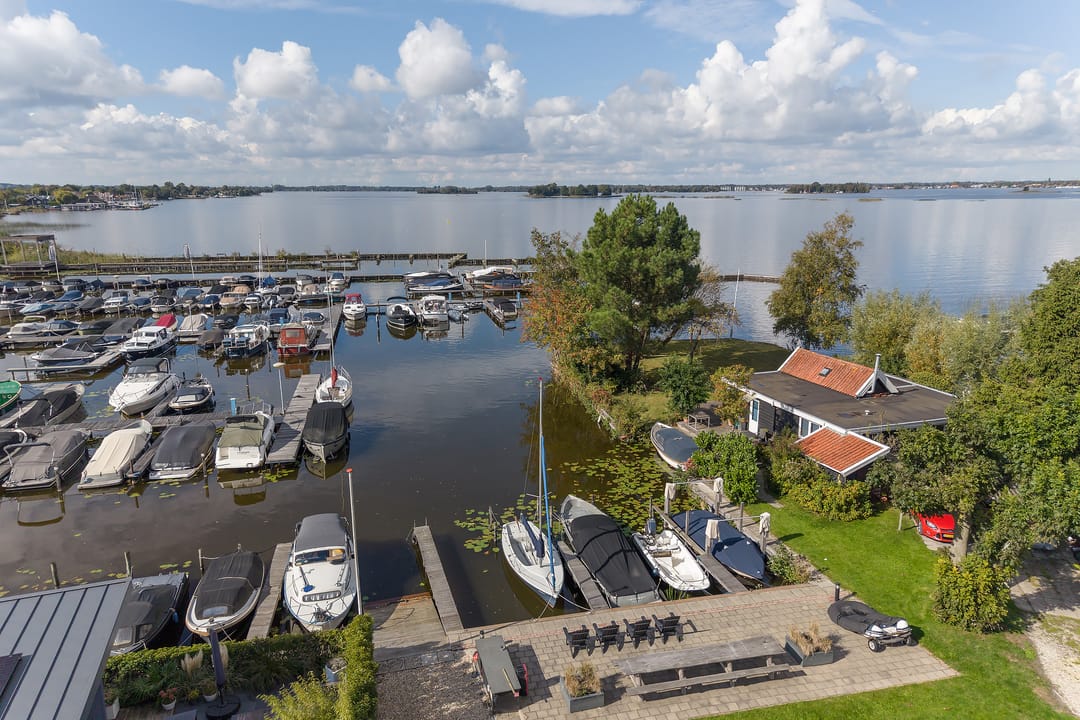 Foto 26 van Nieuw-Loosdrechtsedijk 212-C09