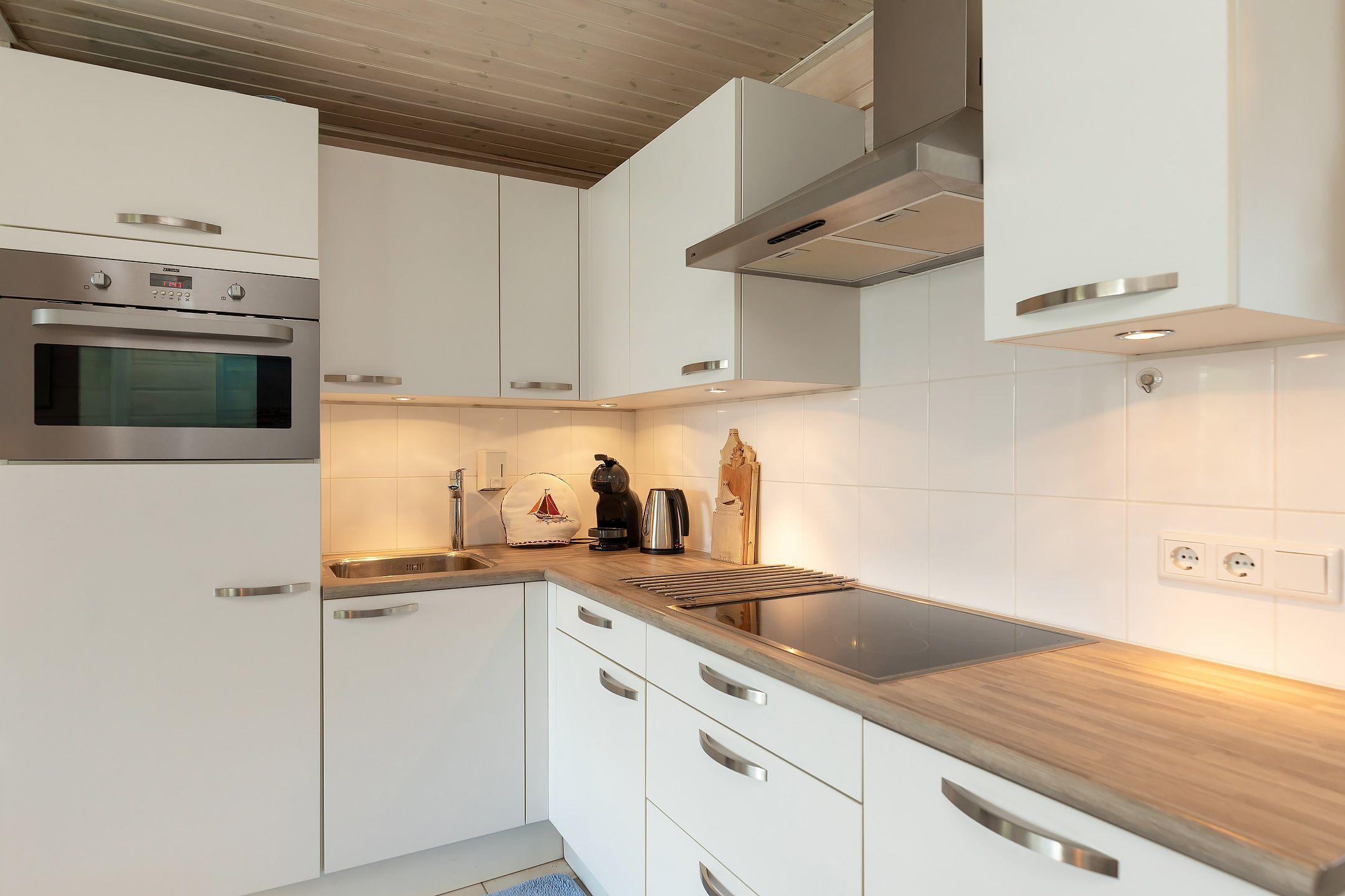 Foto 9 van Nieuw-Loosdrechtsedijk 212-C09