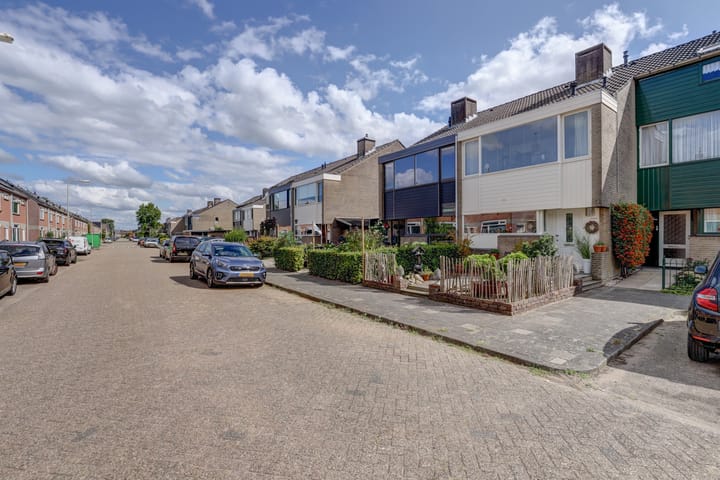 Foto 44 van Sperwerlaan 36