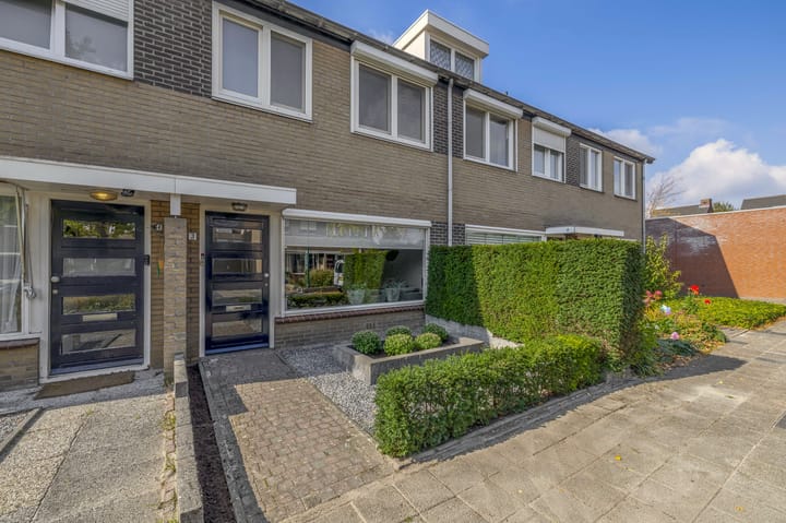 Foto 35 van De Pulserstraat 3